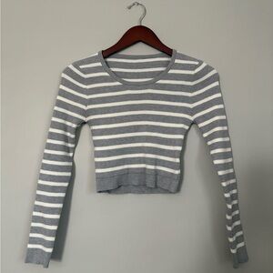 SHEIN Ribbed Gray and White Striped Crop Top | Y2K | Size M